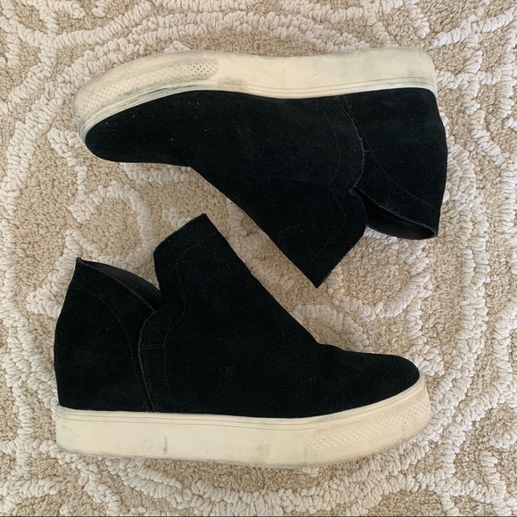 Steve Madden Wrangle Black Suede Platform High Top Ankle Booties - Picture 2 of 11